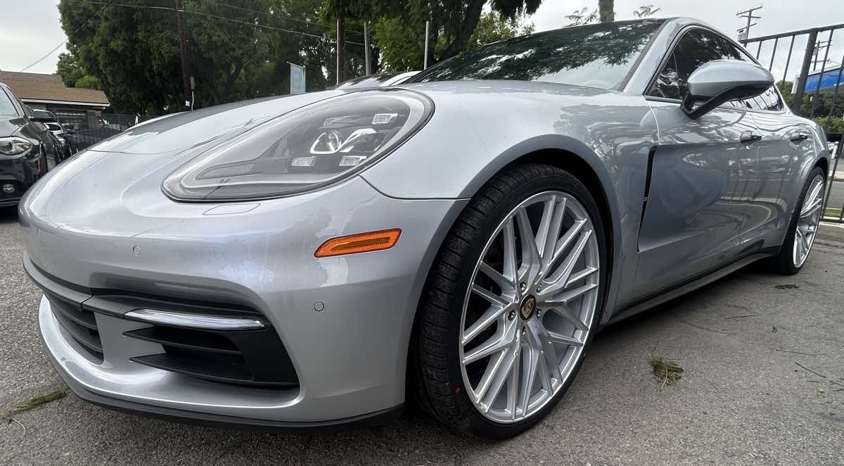 2018 Porsche Panamera 4