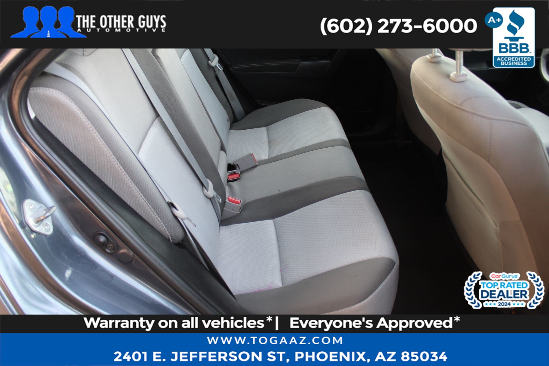 2017 Toyota Corolla LE - Photo 14