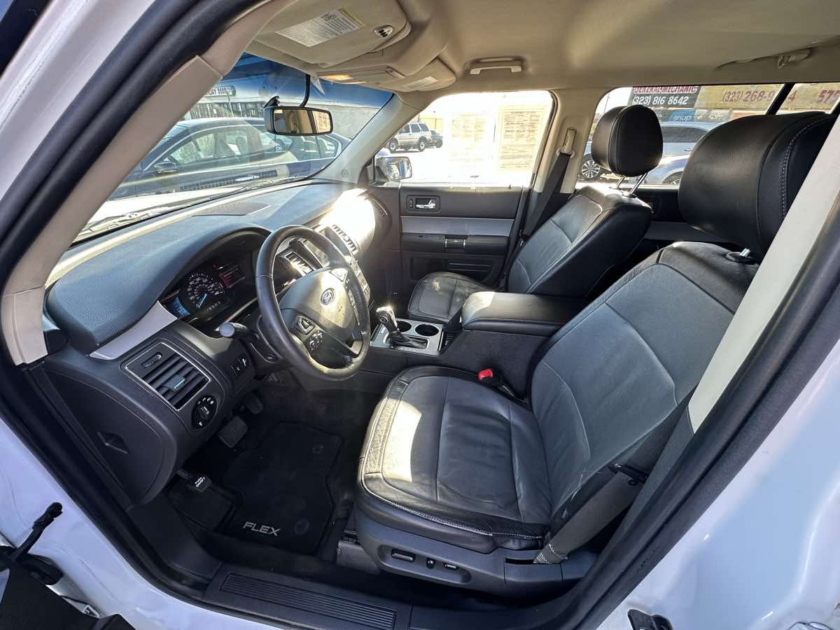 2014 Ford Flex SEL - Photo 7