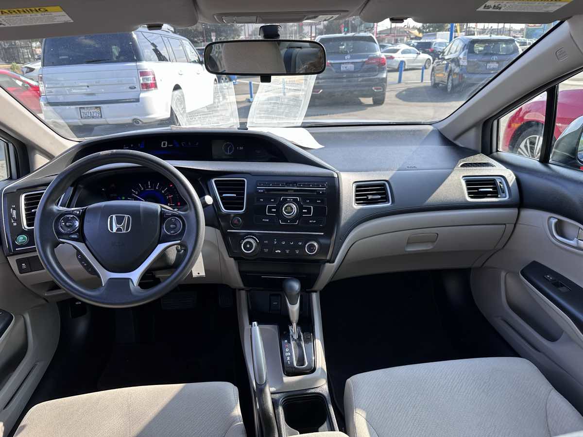 2013 Honda Civic LX - Photo 5