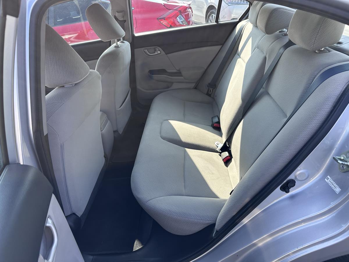 2013 Honda Civic LX - Photo 11