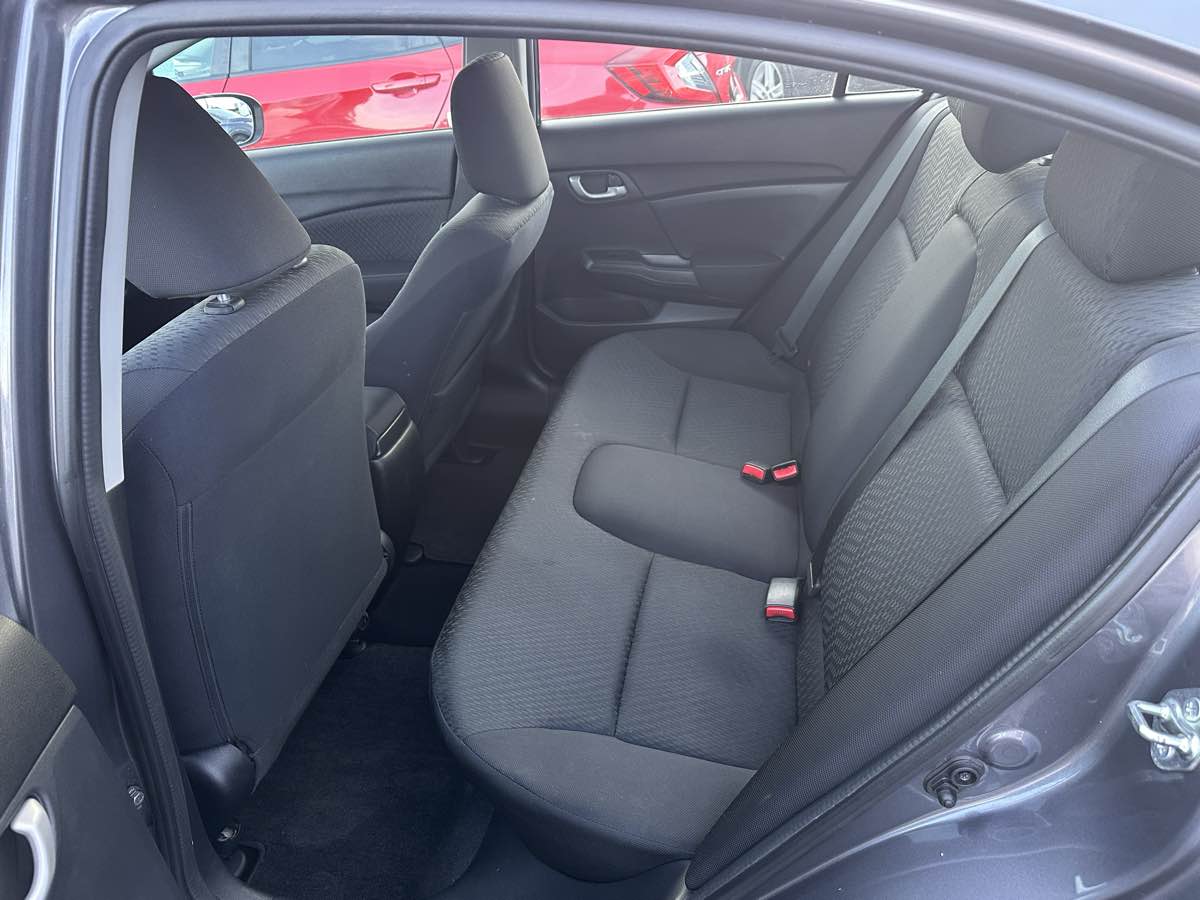 2015 Honda Civic LX - Photo 7