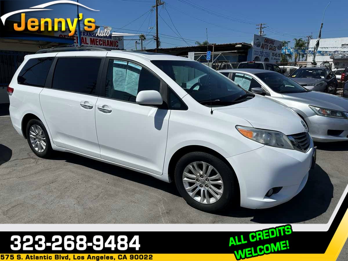 2014 Toyota Sienna XLE