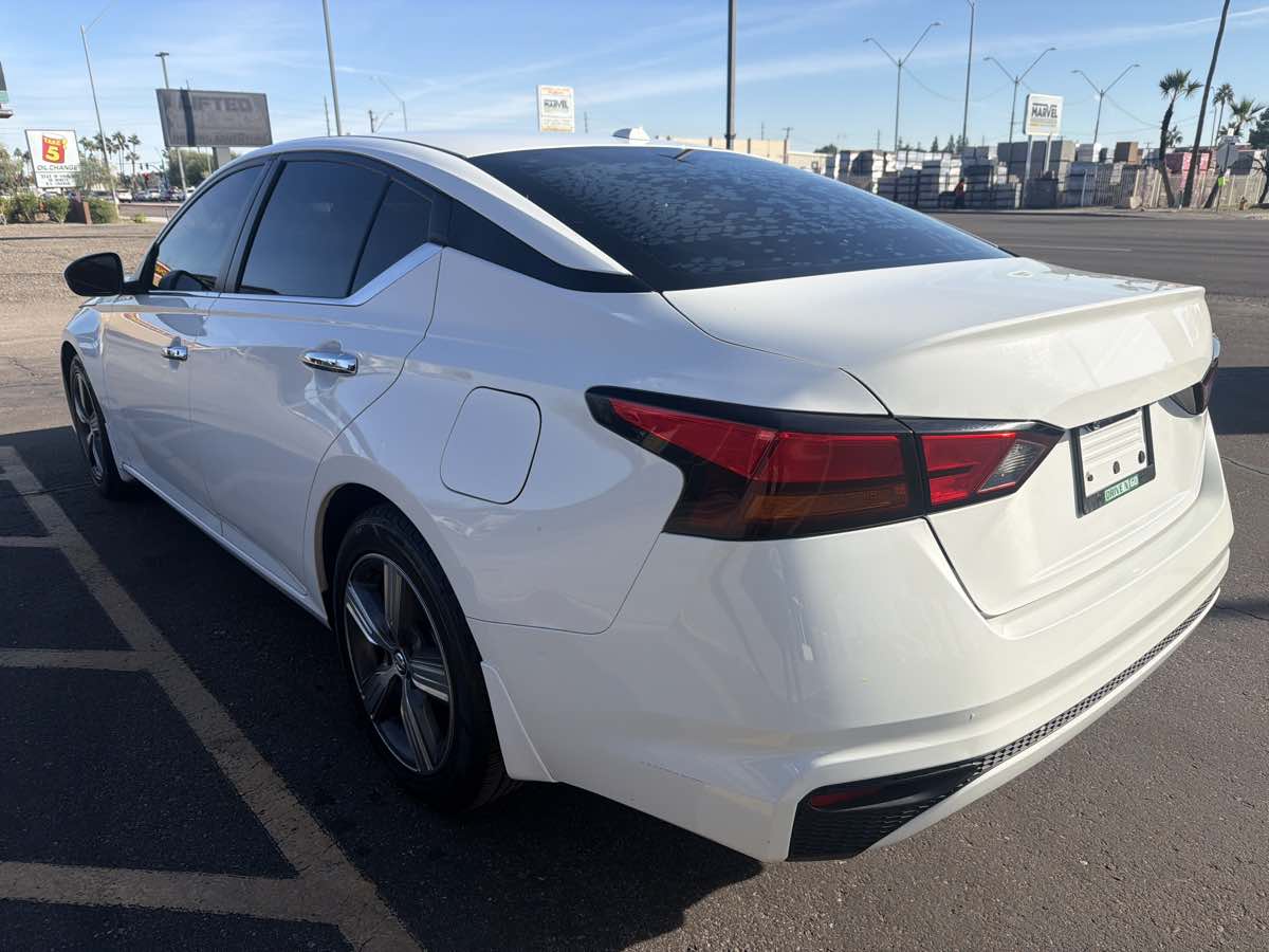 2019 Nissan Altima 2.5 S photo 4