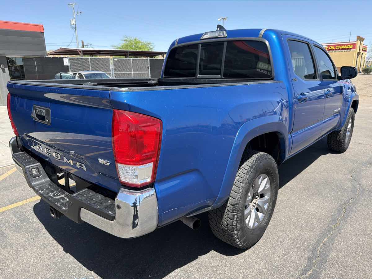 2017 Toyota Tacoma SR5 - Photo 6