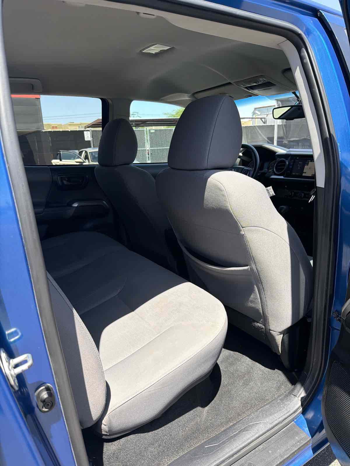 2017 Toyota Tacoma SR5 - Photo 9