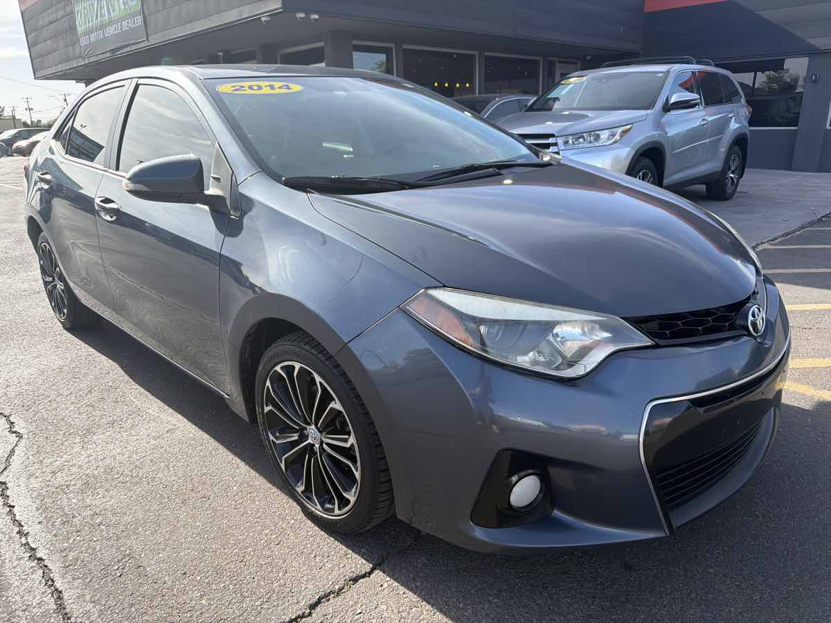 2014 Toyota Corolla S Plus - Photo 8