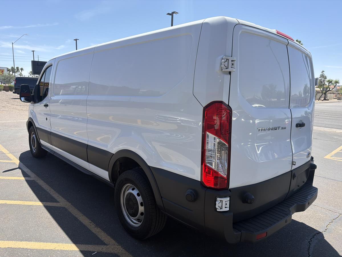 2018 Ford Transit Van Base - Photo 4