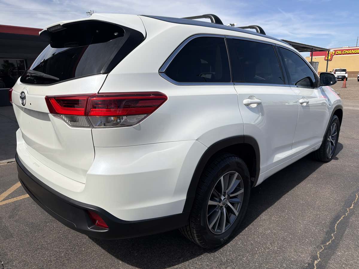 2018 Toyota Highlander XLE - Photo 6