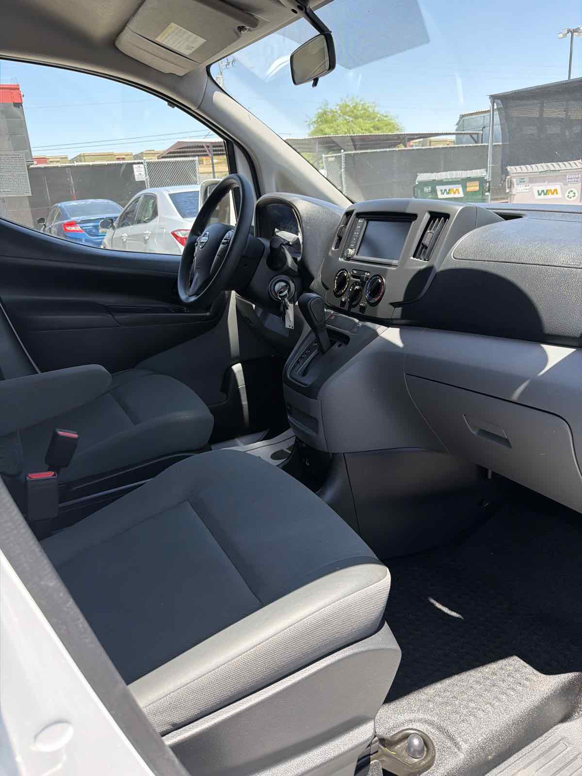 2020 Nissan NV200 SV - Photo 10