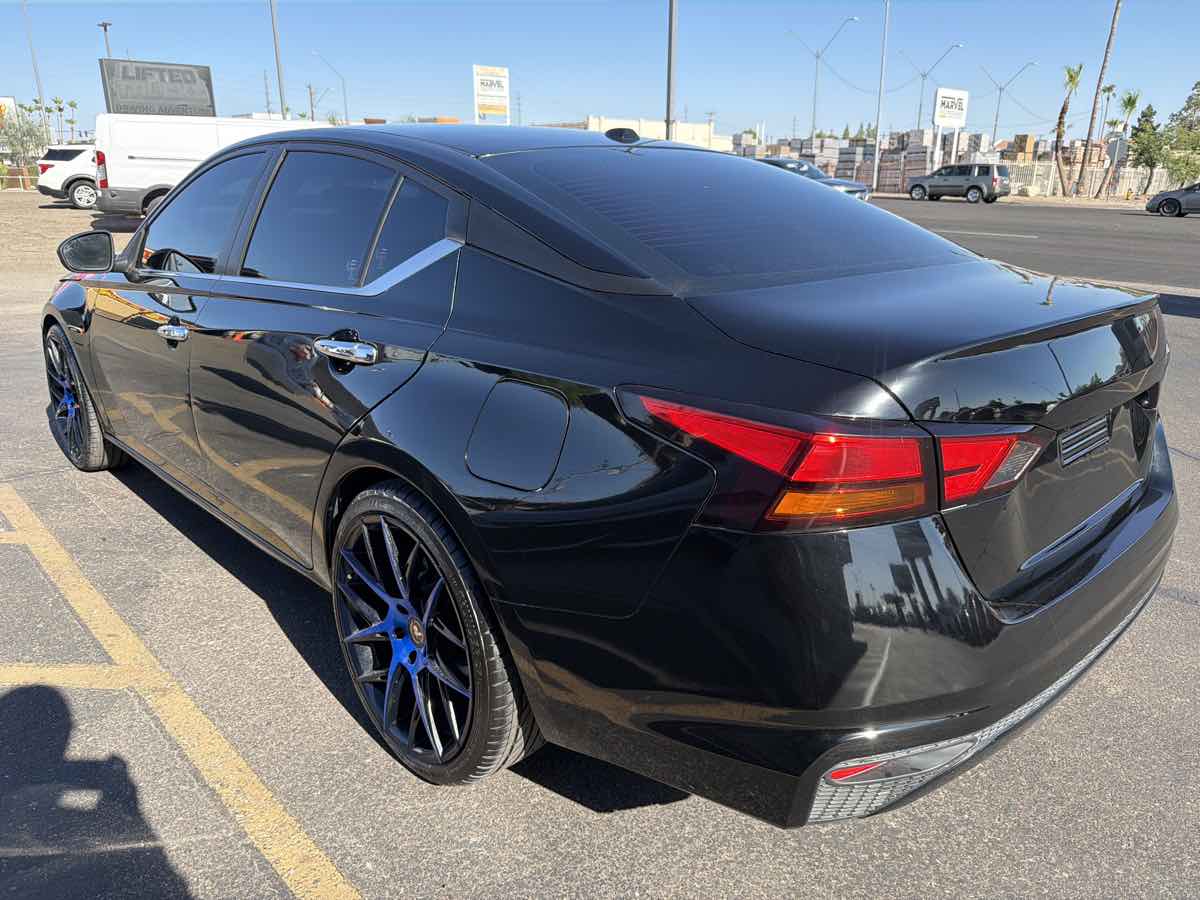 2020 Nissan Altima S - Photo 4