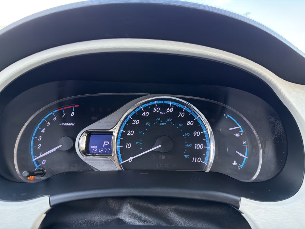 2011 Toyota Sienna XLE - Photo 11