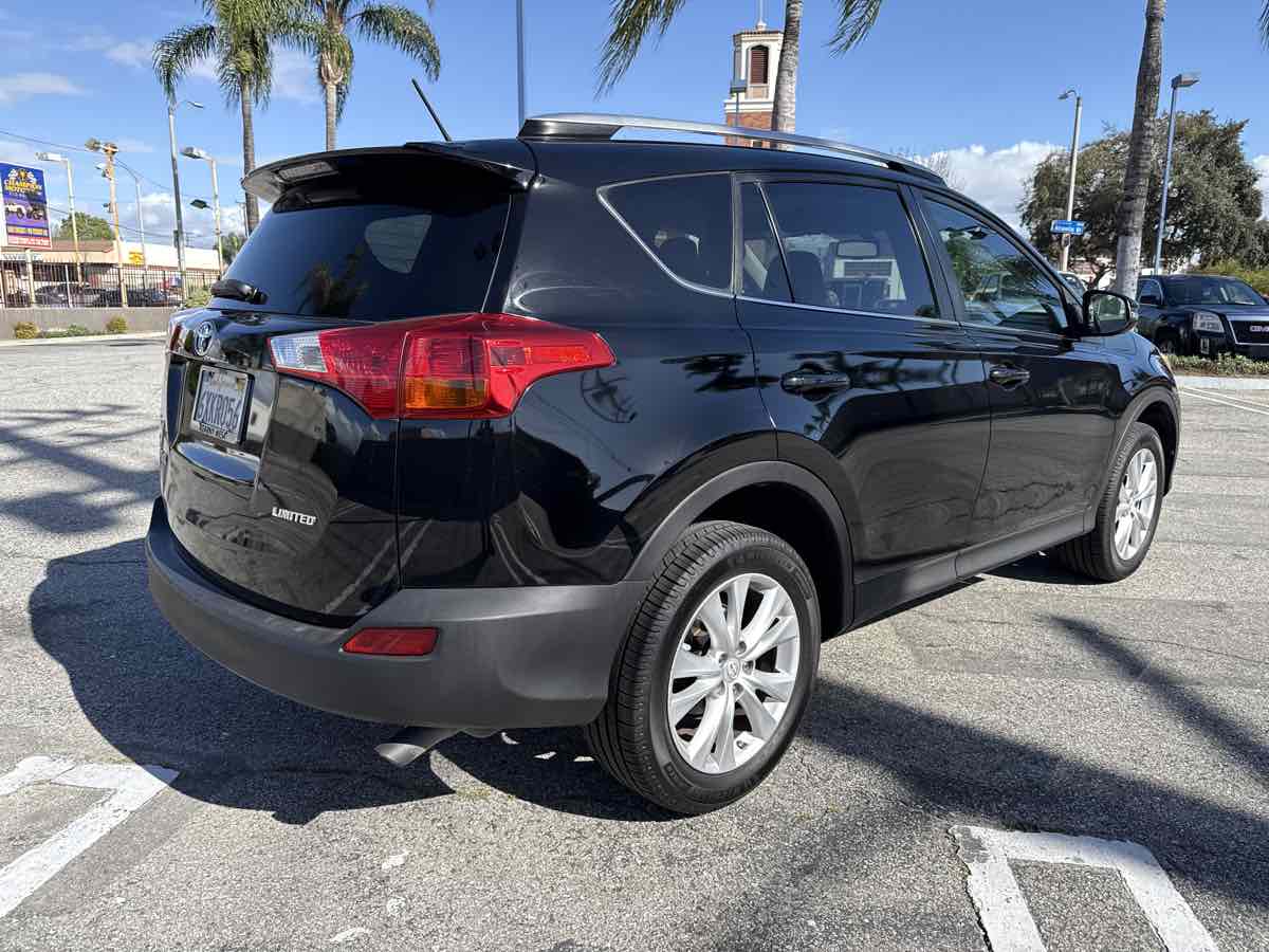 2013 Toyota RAV4 Limited - Photo 6