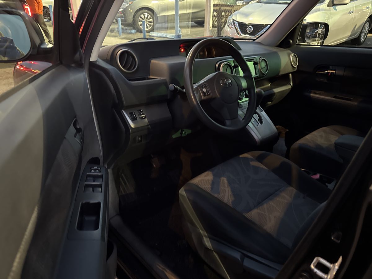 2014 Scion xB Base - Photo 5