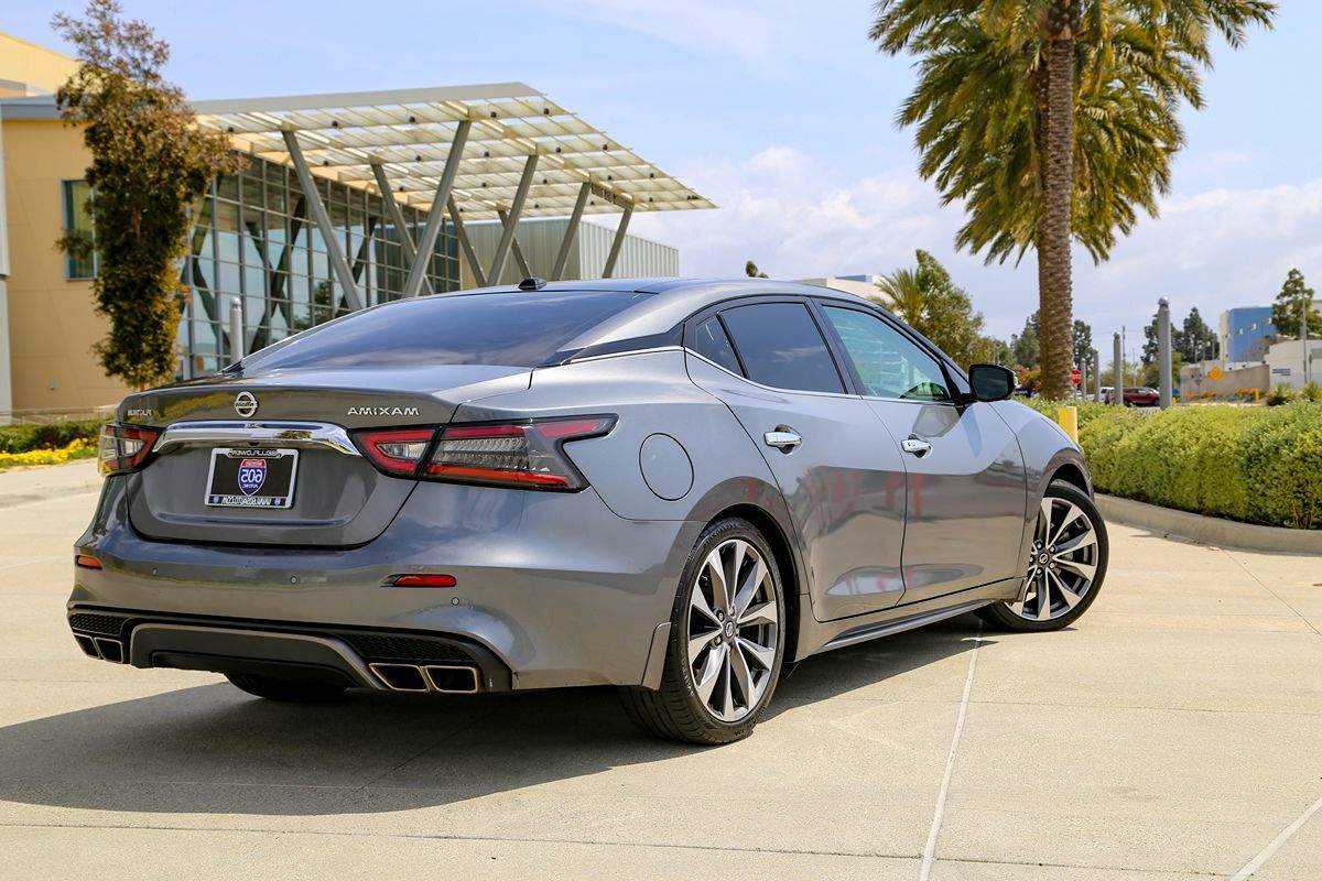 2020 Nissan Maxima Platinum photo 3