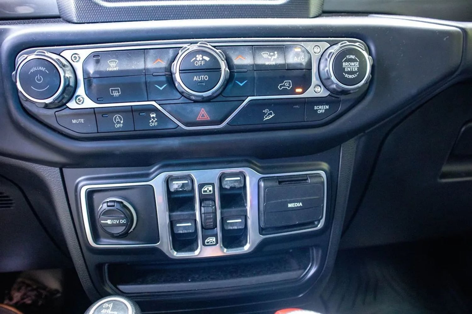2019 Jeep Wrangler Unlimited Sahara - Photo 18
