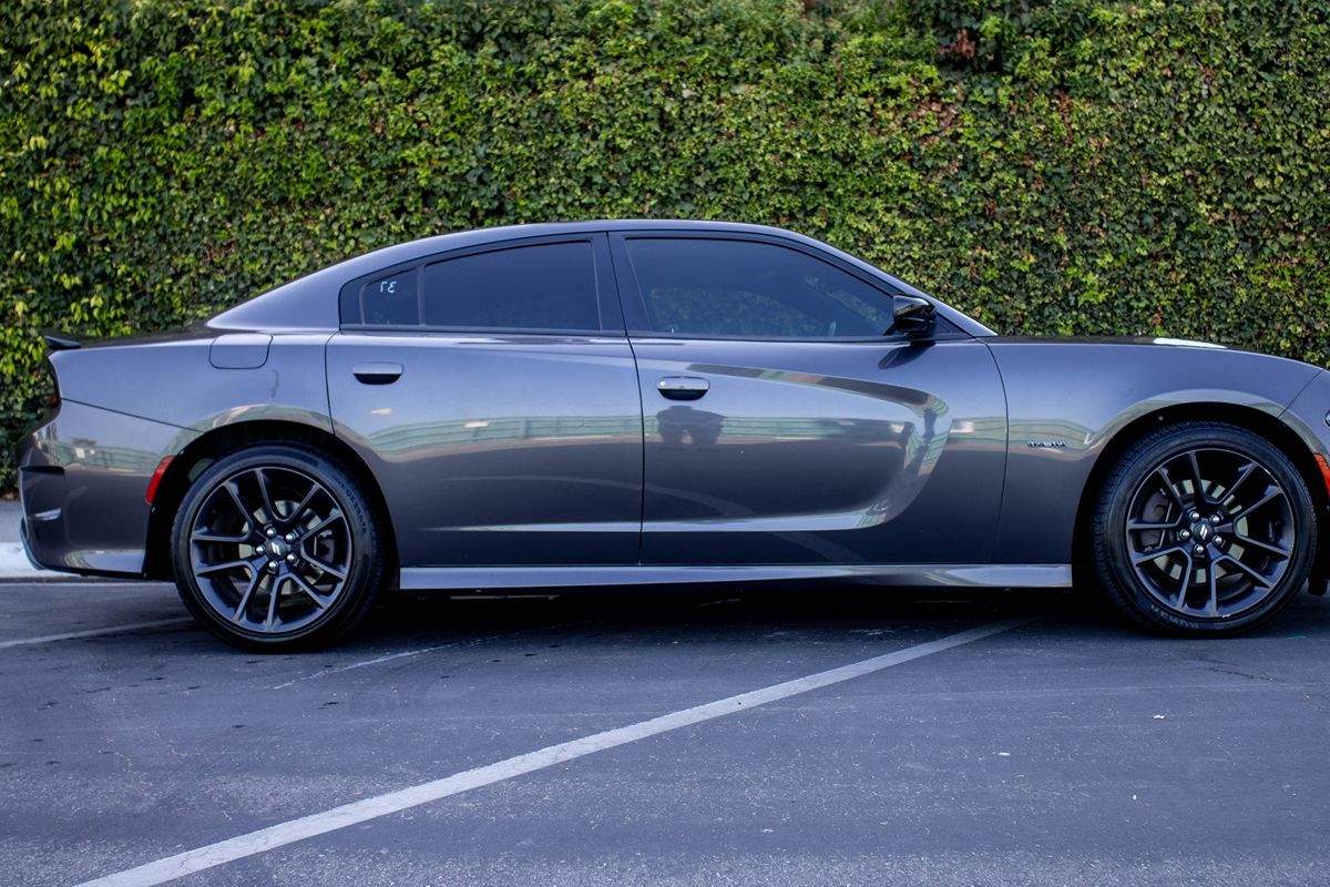 2019 Dodge Charger R/T photo 3