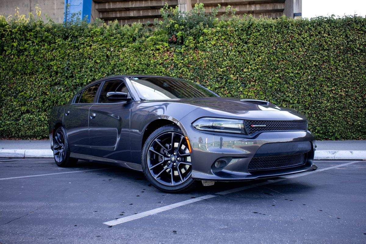2019 Dodge Charger R/T photo 2