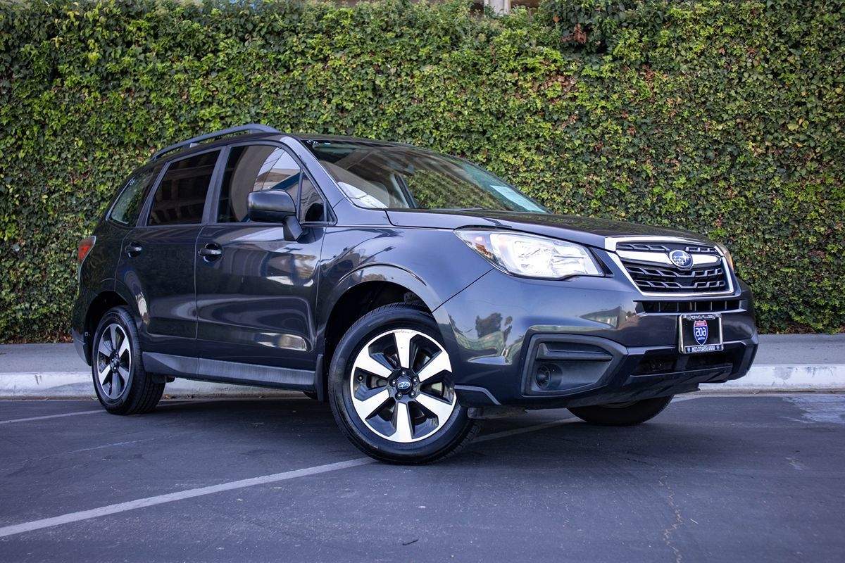 2018 Subaru Forester 2.5i photo 2