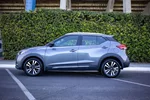 2019 Nissan Kicks SR photo 5