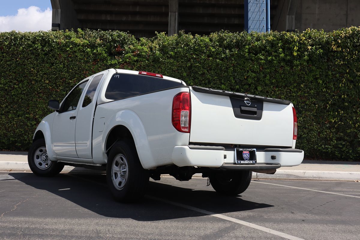 2019 Nissan Frontier S photo 6