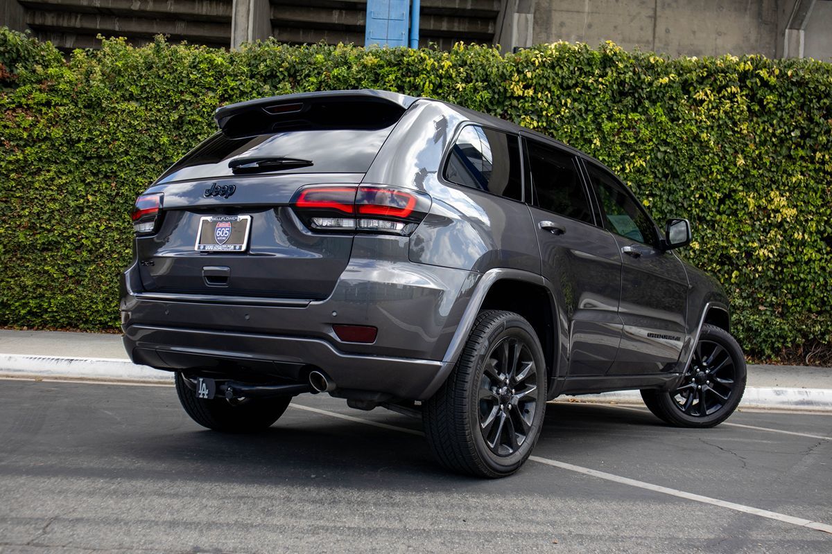 2018 Jeep Grand Cherokee Altitude photo 7