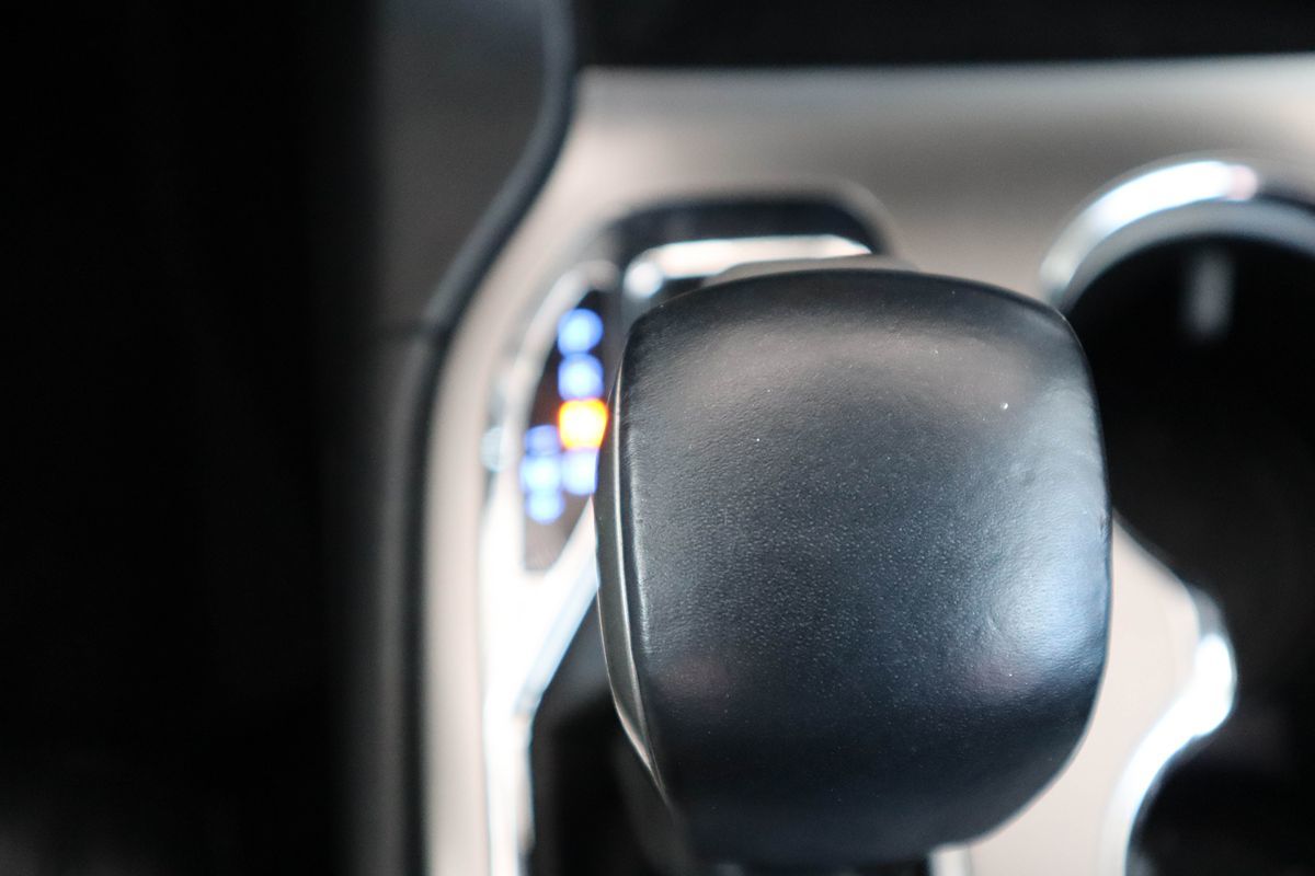 2018 Jeep Grand Cherokee Altitude photo 19