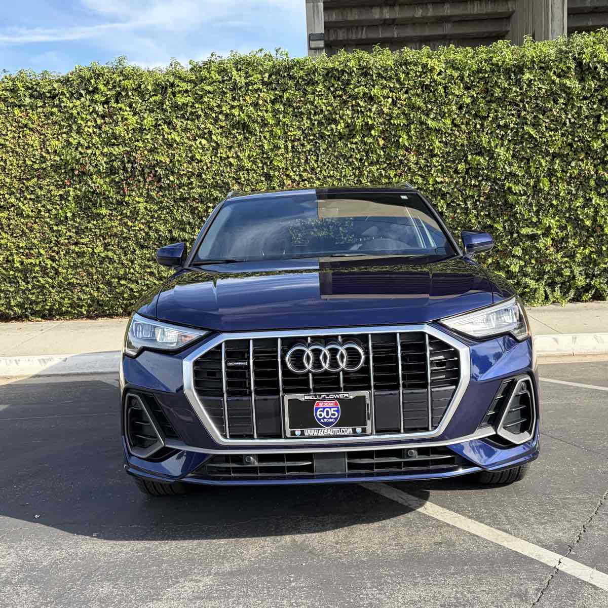 2021 Audi Q3 S line Premium 45 TFSI photo 2