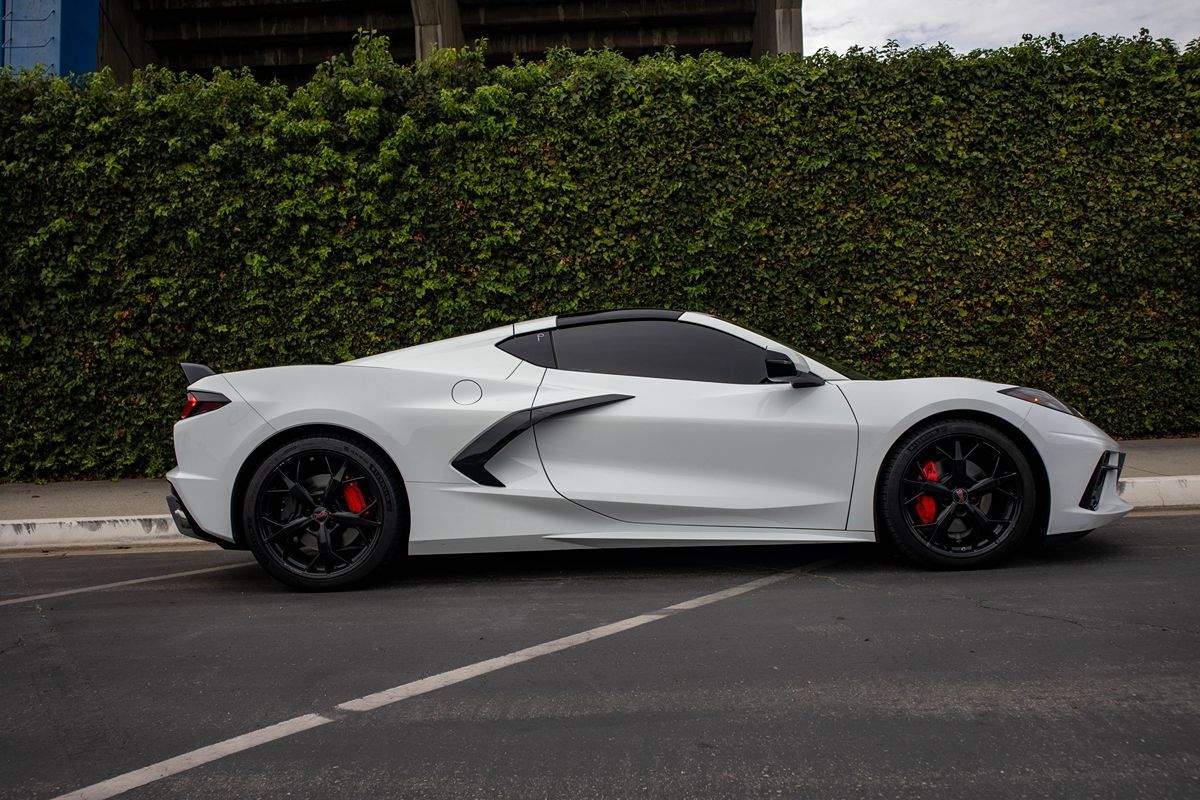 2022 Chevrolet Corvette 1LT photo 3