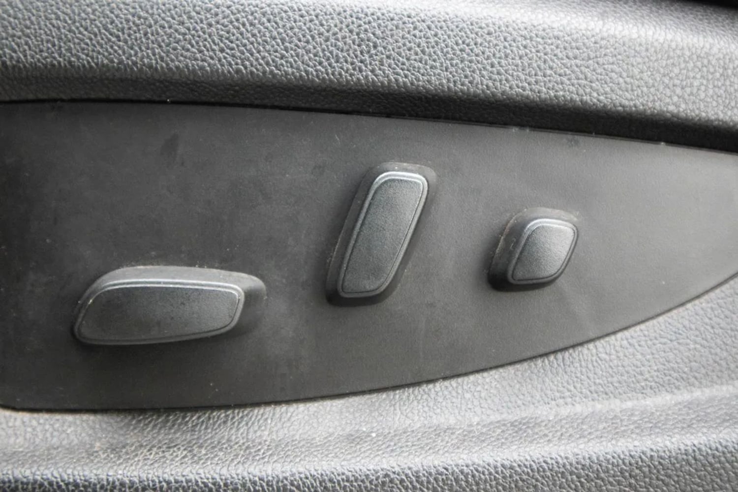 2017 GMC Yukon SLT - Photo 24