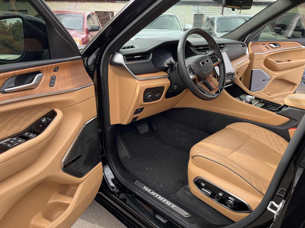 2021 Jeep Grand Cherokee L Summit Reserve - Photo 8