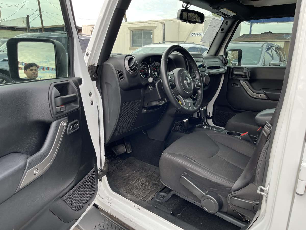 2018 Jeep Wrangler JK Unlimited Sport S - Photo 8
