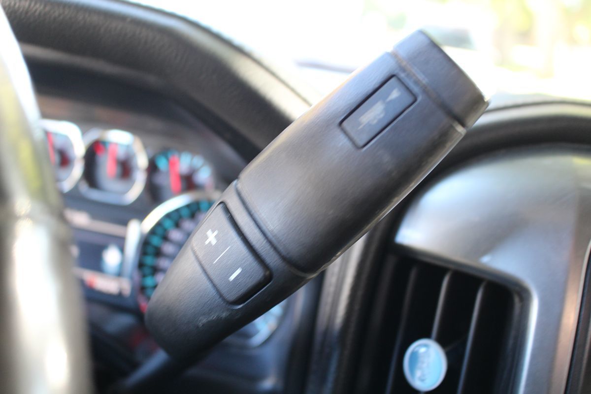 2015 Chevrolet Silverado 3500HD LTZ Z71 photo 22
