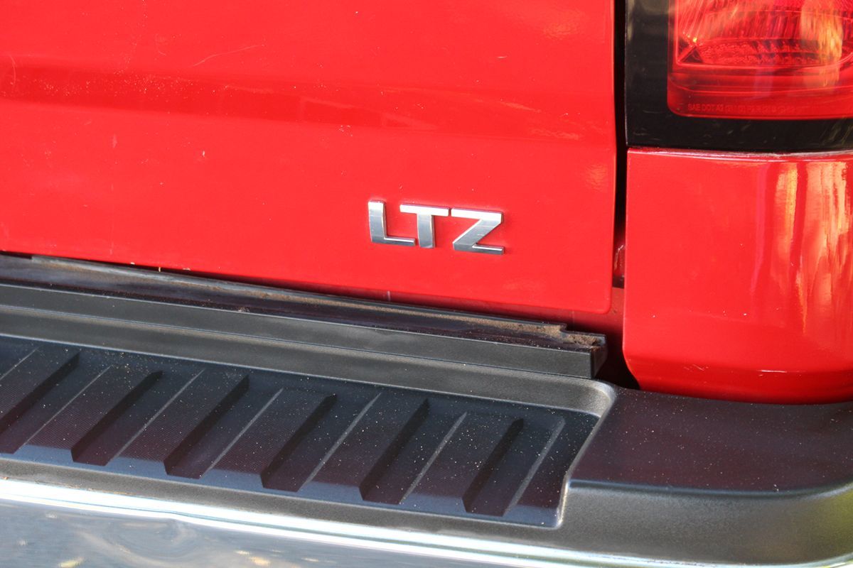 2015 Chevrolet Silverado 3500HD LTZ Z71 photo 54