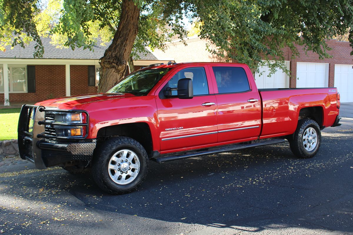 2015 Chevrolet Silverado 3500HD LTZ Z71 photo 34