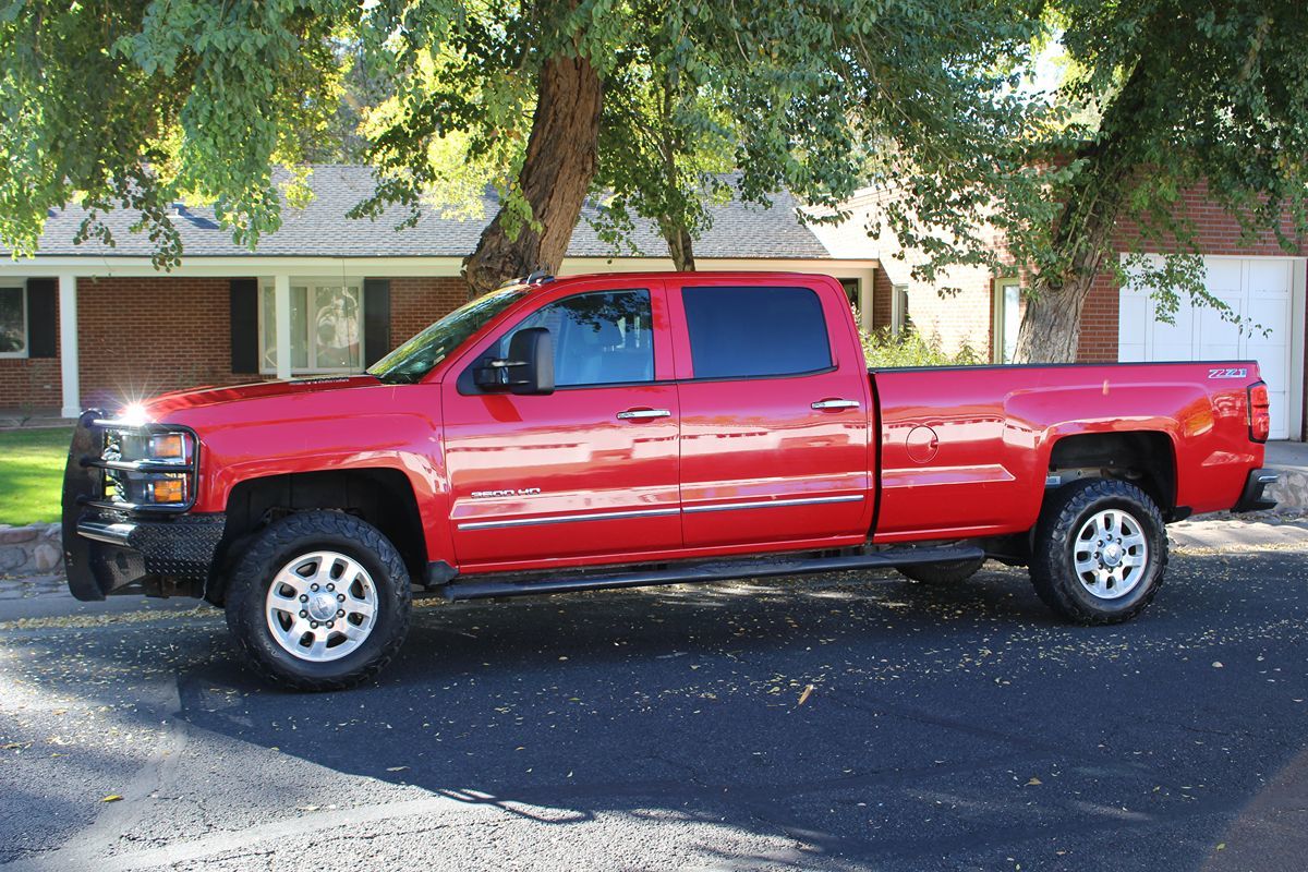 2015 Chevrolet Silverado 3500HD LTZ Z71 photo 35