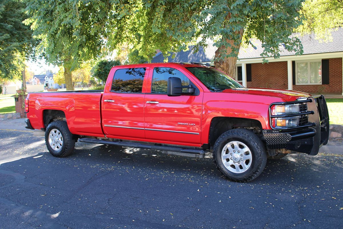2015 Chevrolet Silverado 3500HD LTZ Z71 photo 44