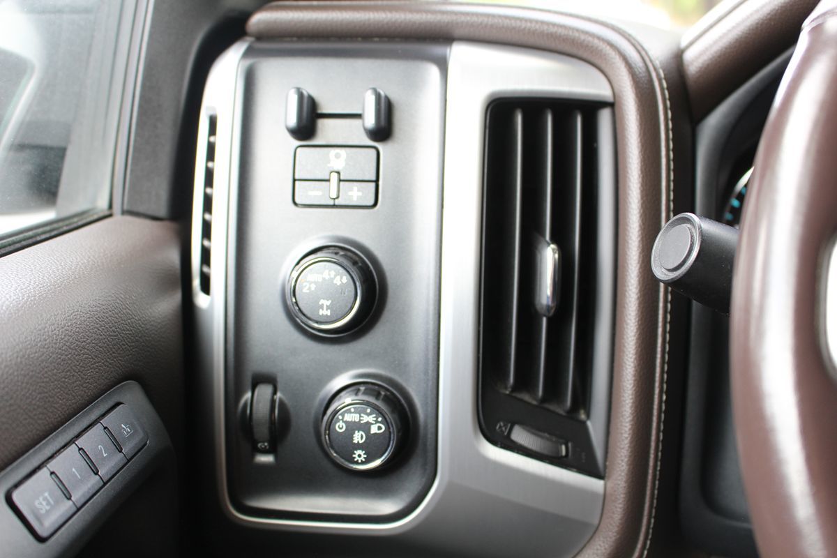 2017 GMC Sierra 1500 SLT - Photo 23