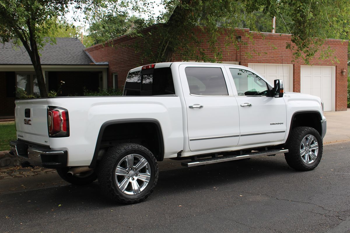 2017 GMC Sierra 1500 SLT - Photo 39