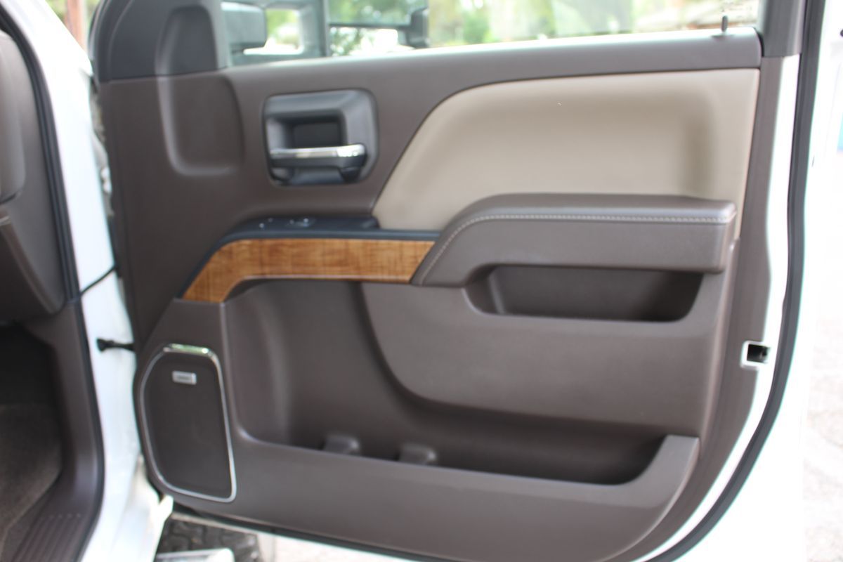 2017 GMC Sierra 1500 SLT - Photo 18