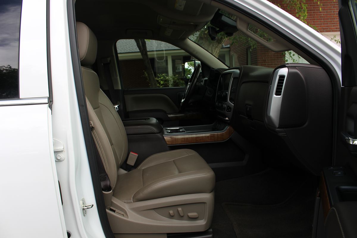 2017 GMC Sierra 1500 SLT - Photo 17