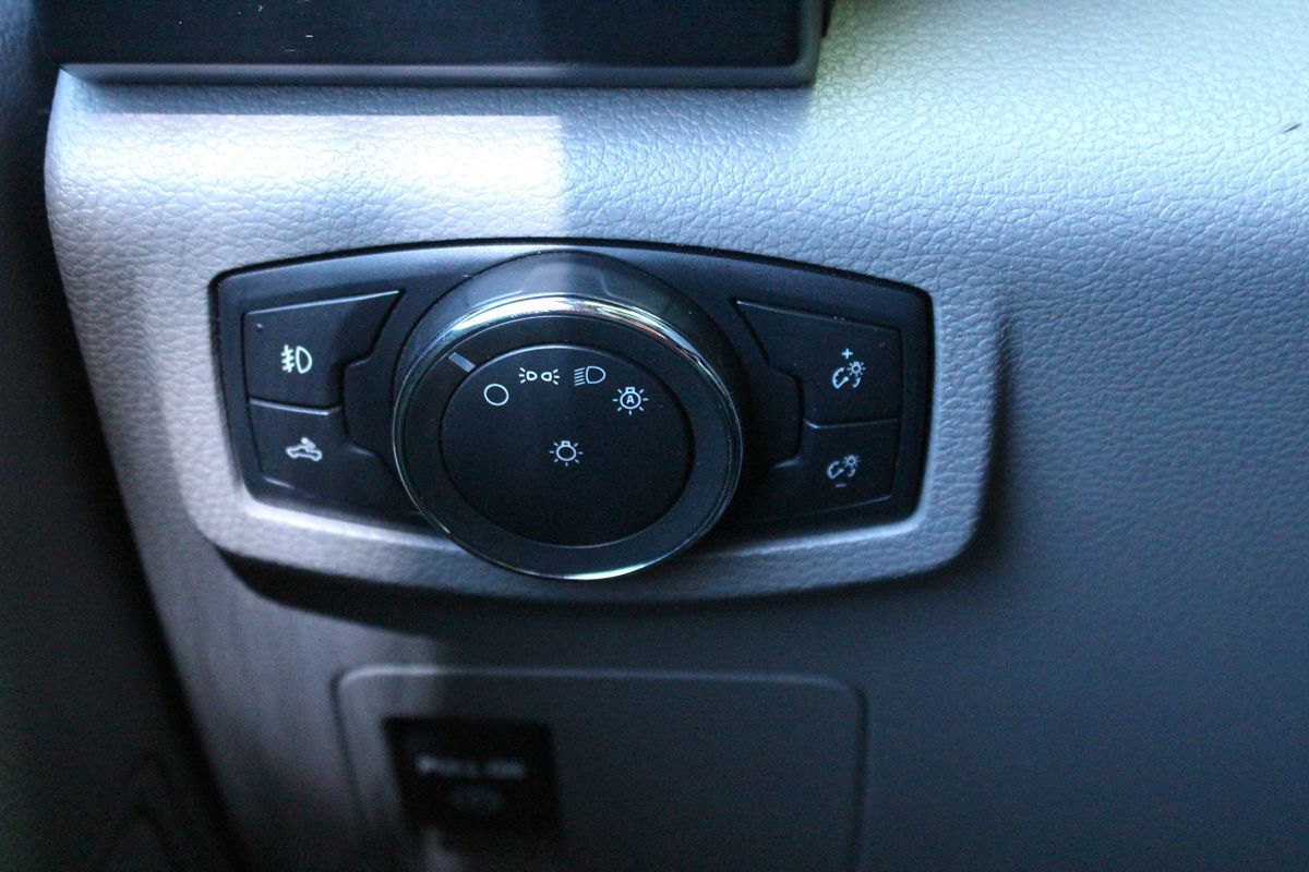 2019 Ford F-150 XL photo 17