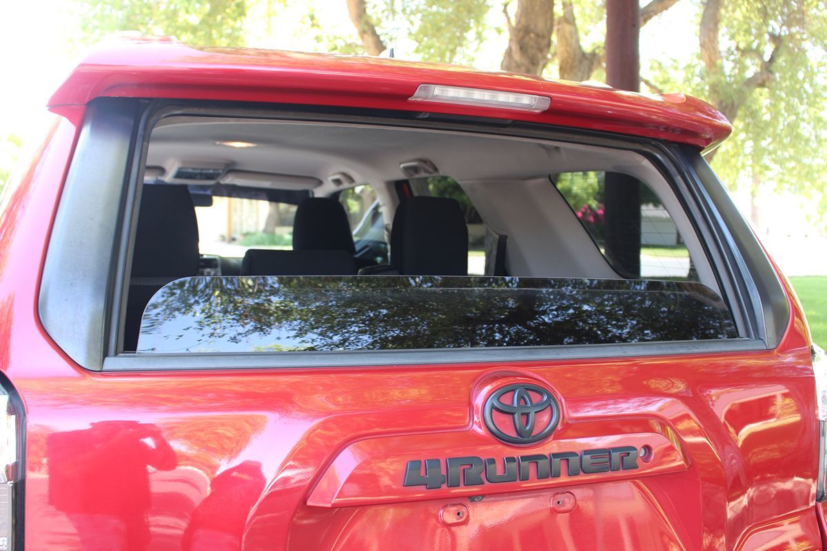 2016 Toyota 4Runner SR5 photo 39