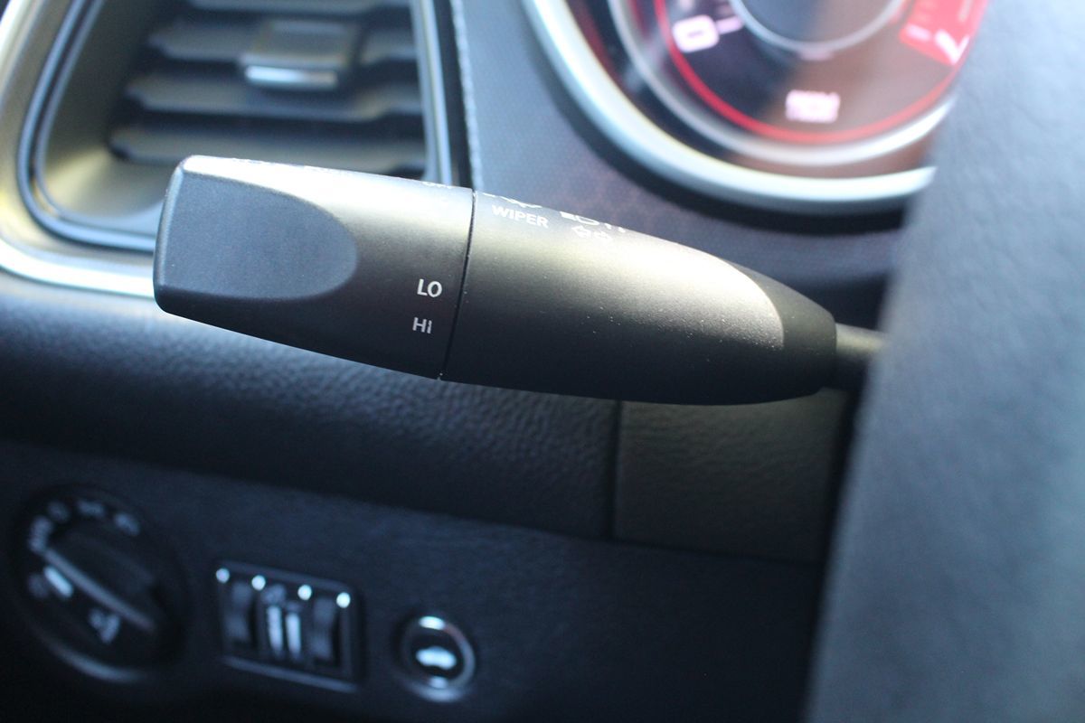 2015 Dodge Challenger SRT8 392 photo 36