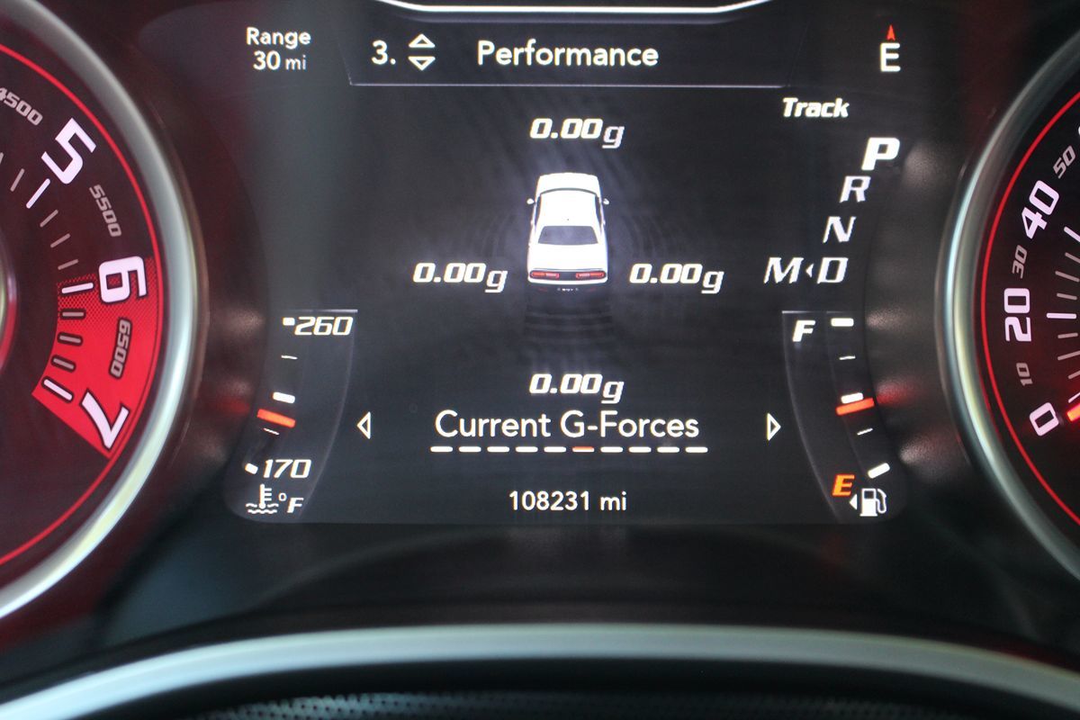 2015 Dodge Challenger SRT8 392 photo 23