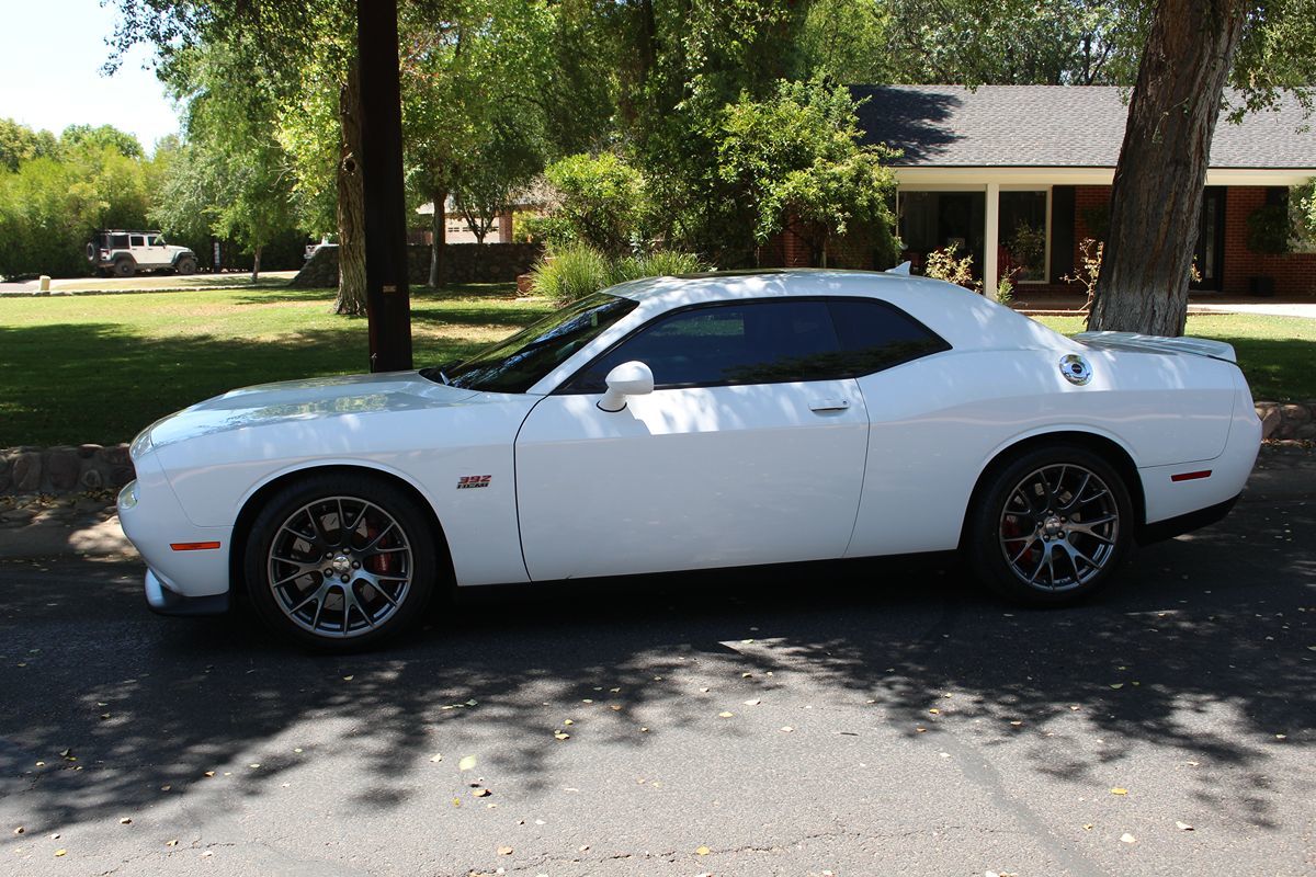 2015 Dodge Challenger SRT8 392 photo 46