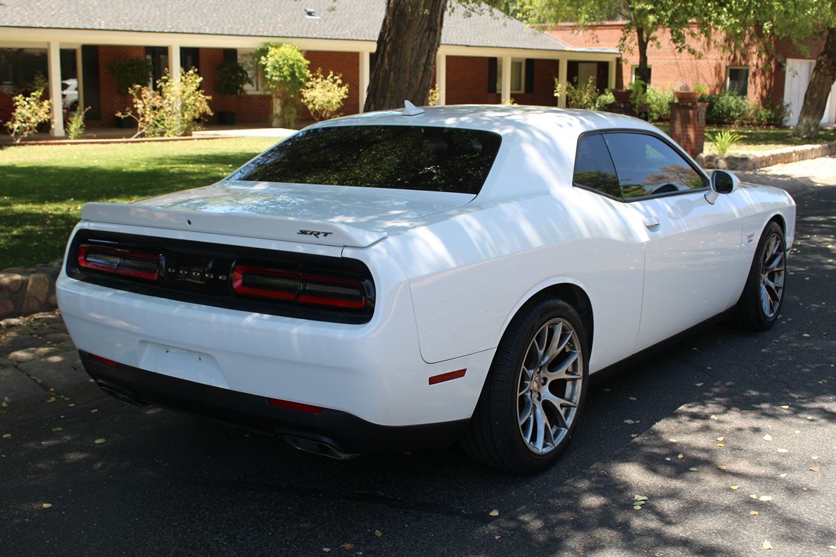 2015 Dodge Challenger SRT8 392 photo 6