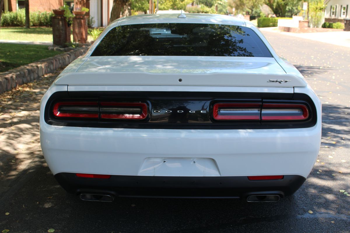 2015 Dodge Challenger SRT8 392 photo 5