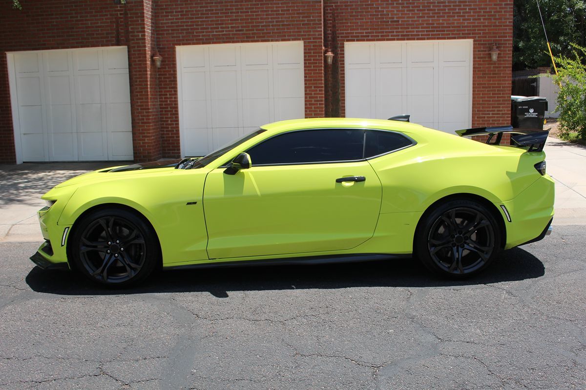 2019 Chevrolet Camaro 1SS photo 2
