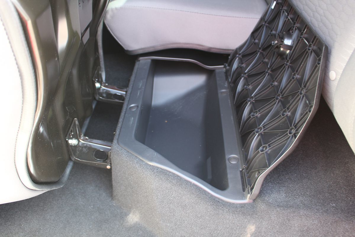 2017 Toyota Tacoma SR5 photo 12